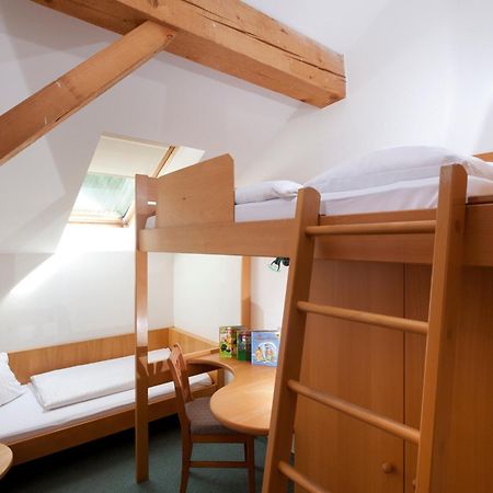 Alpenhotel Badmeister Flattach Kamer foto