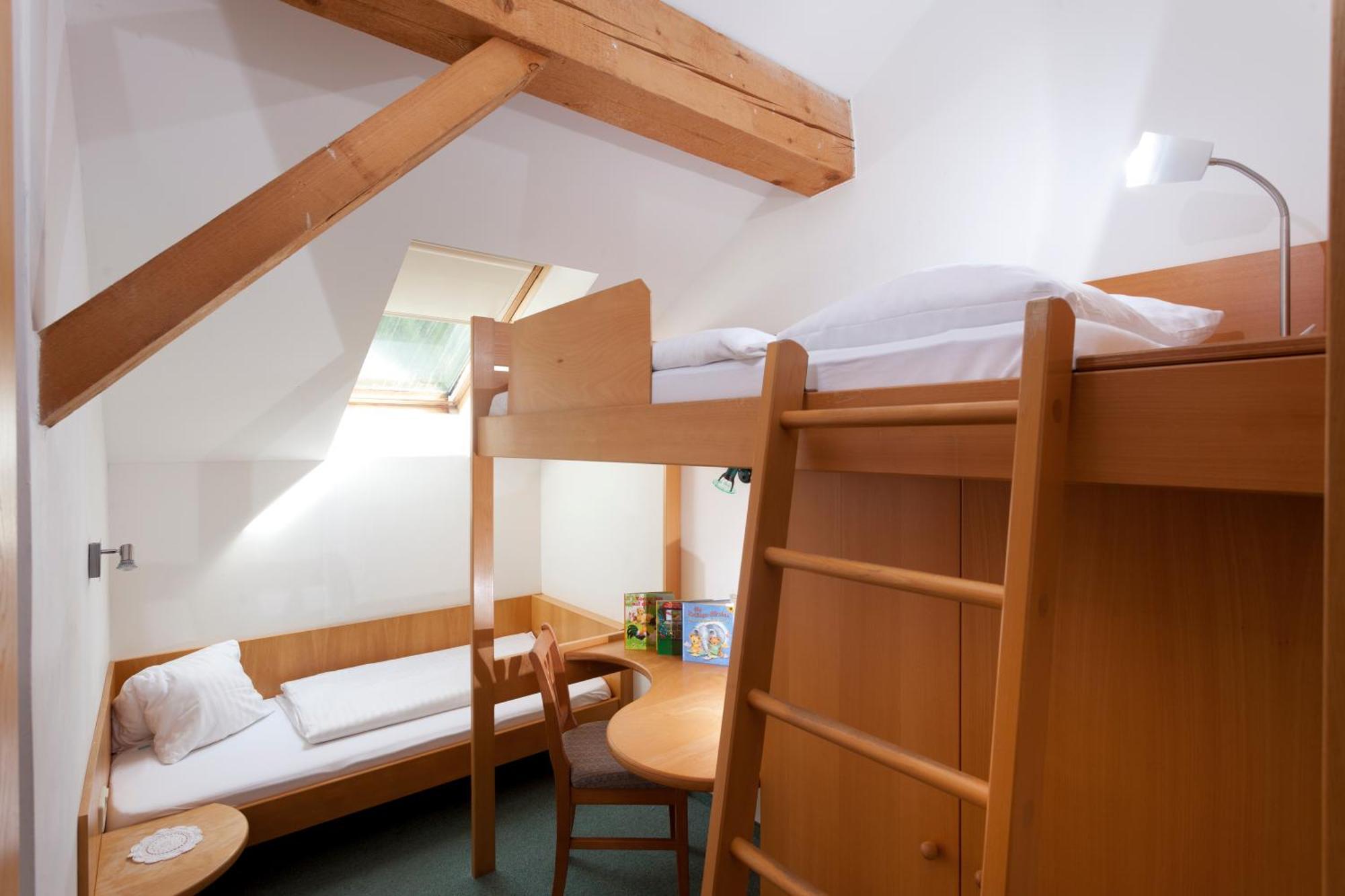 Alpenhotel Badmeister Flattach Kamer foto