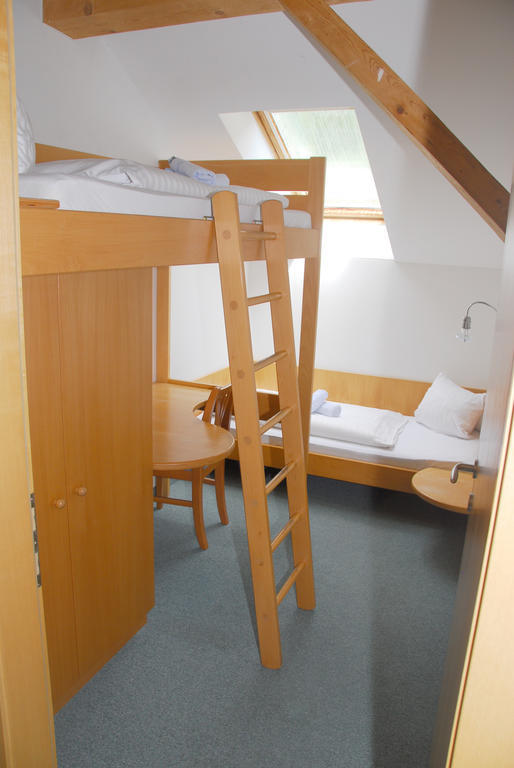 Alpenhotel Badmeister Flattach Kamer foto