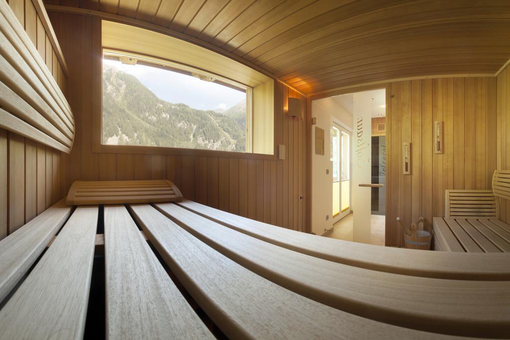Alpenhotel Badmeister Flattach Buitenkant foto